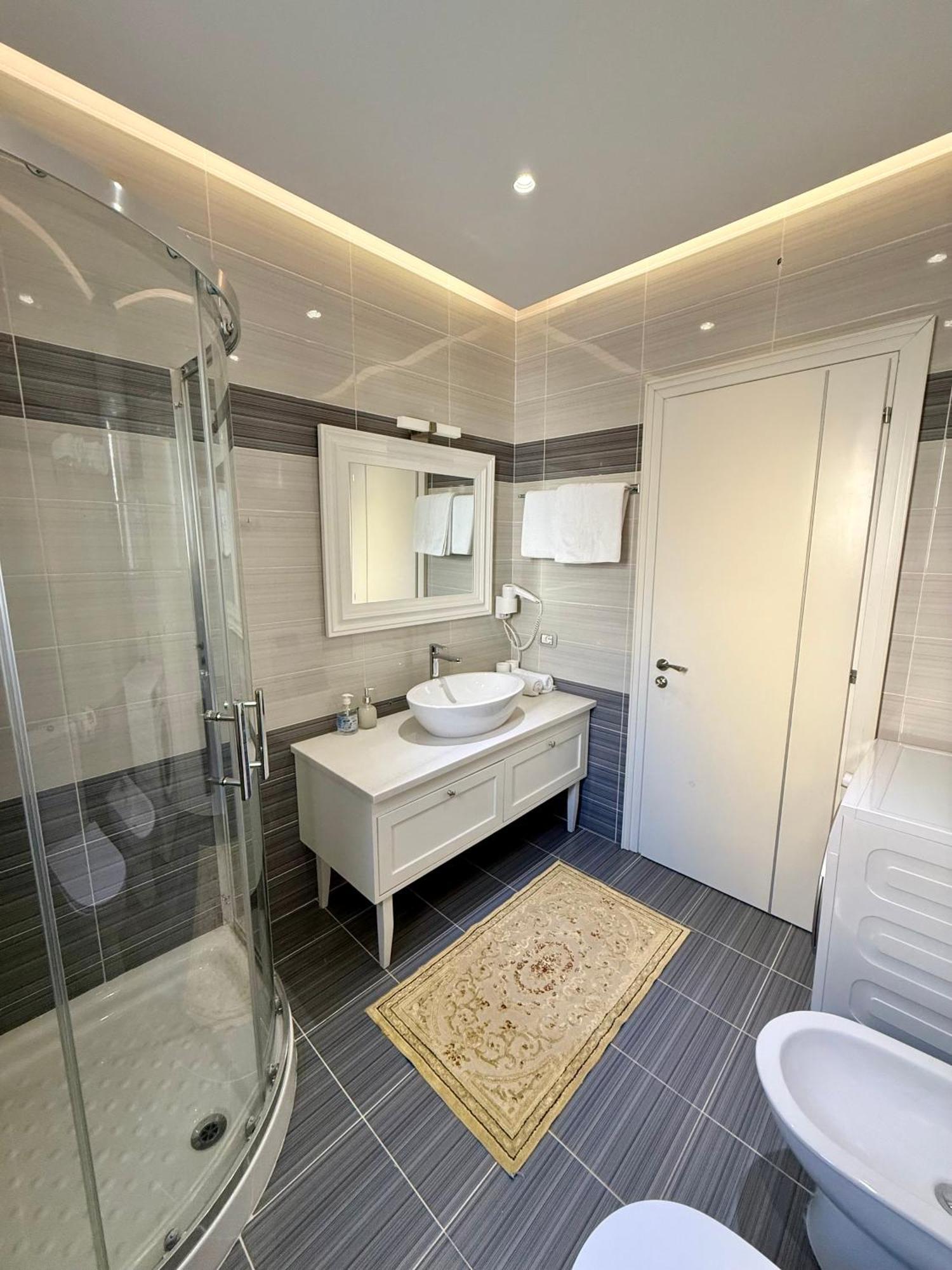 Limani Deluxe Apartments Sarandë 외부 사진