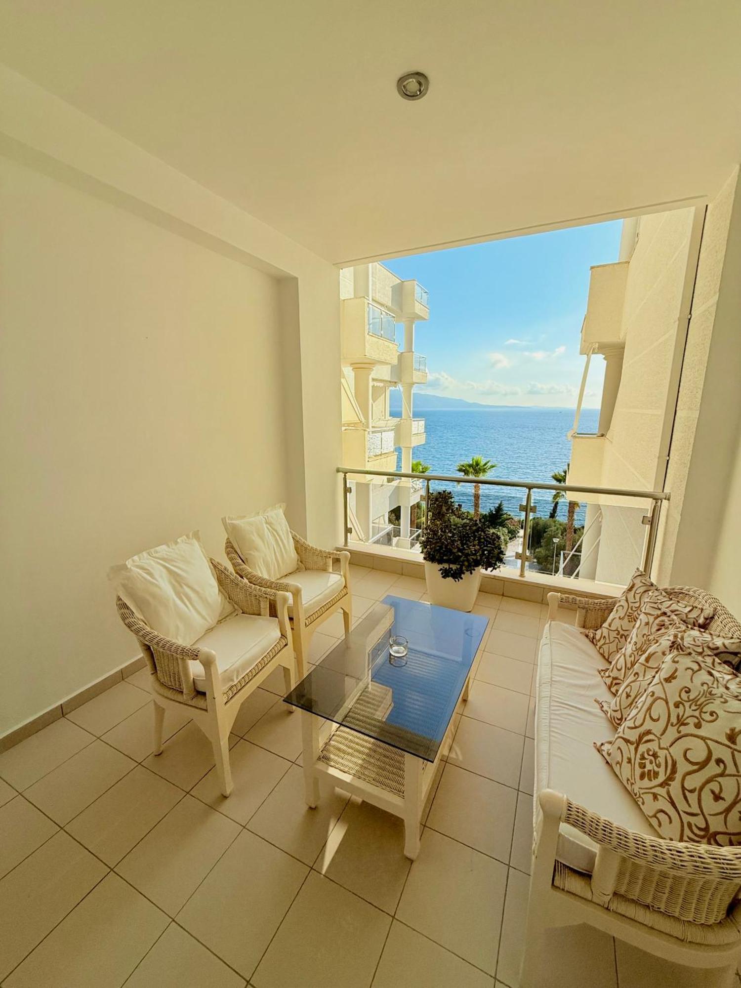 Limani Deluxe Apartments Sarandë 외부 사진
